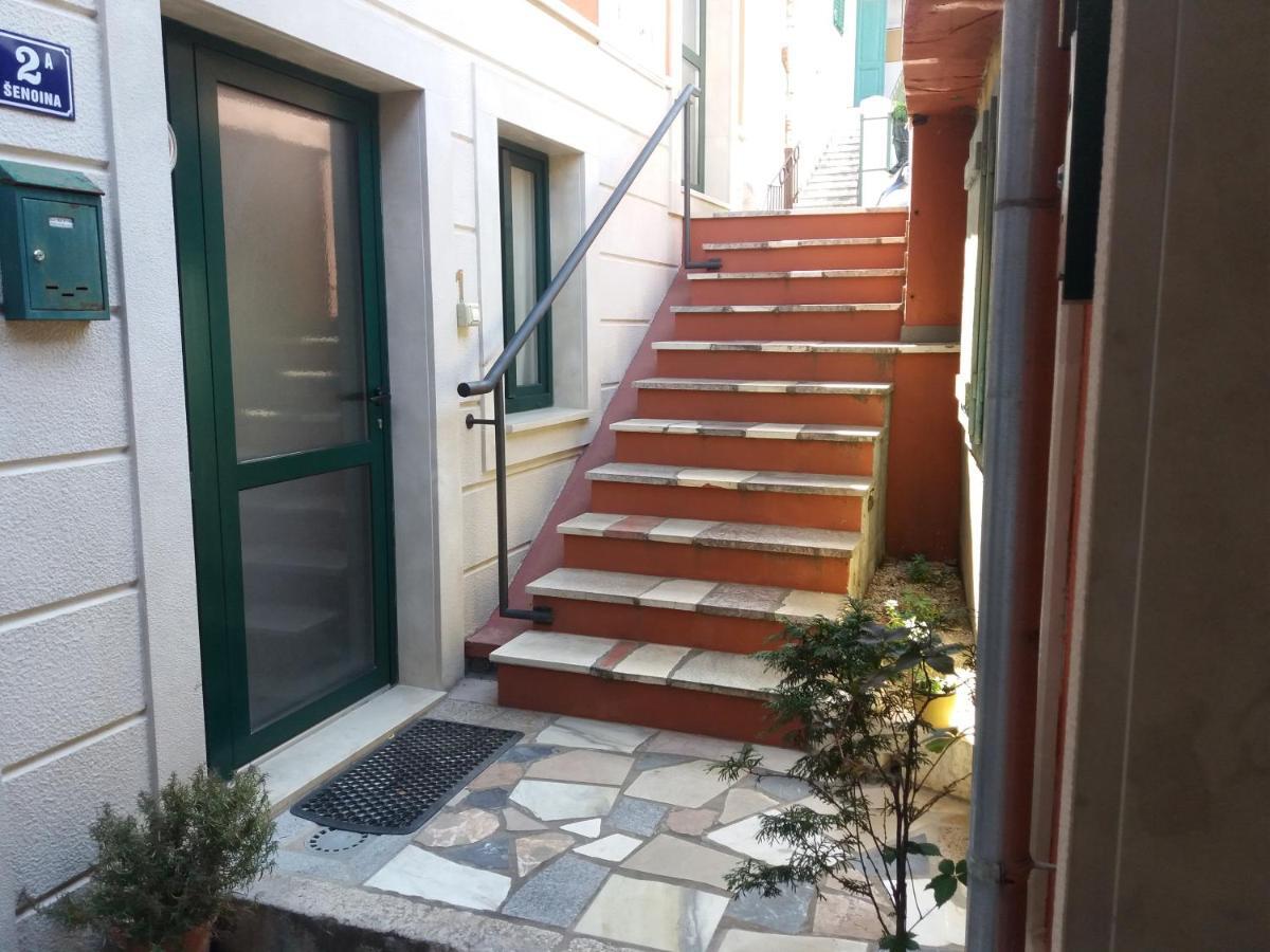Assi Room Split Exterior foto